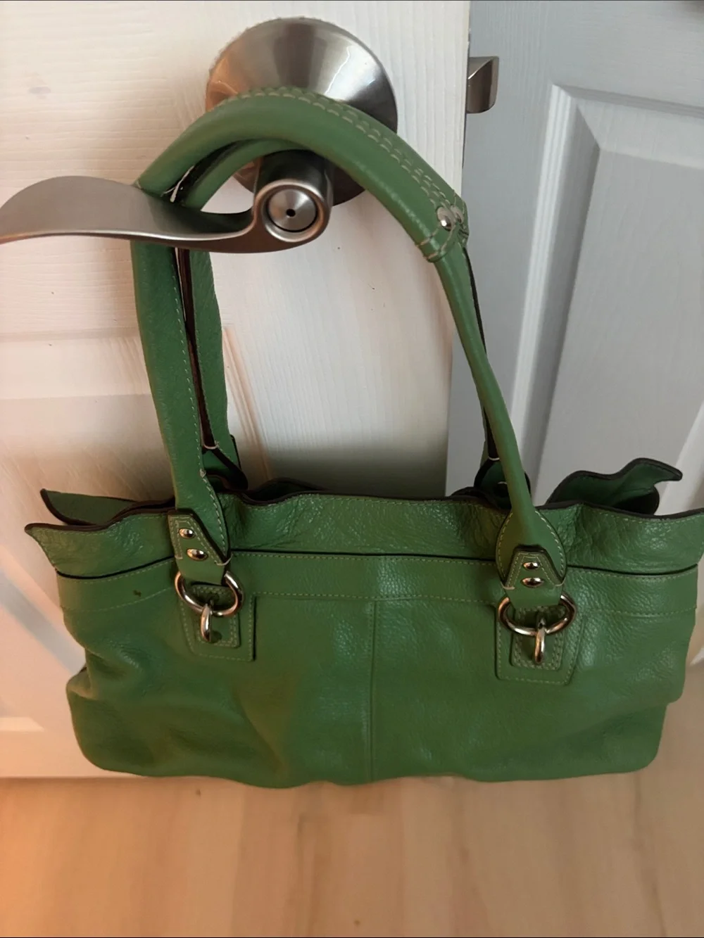Coach Green Leather Tote Bag - Classic Shoulder Handbag